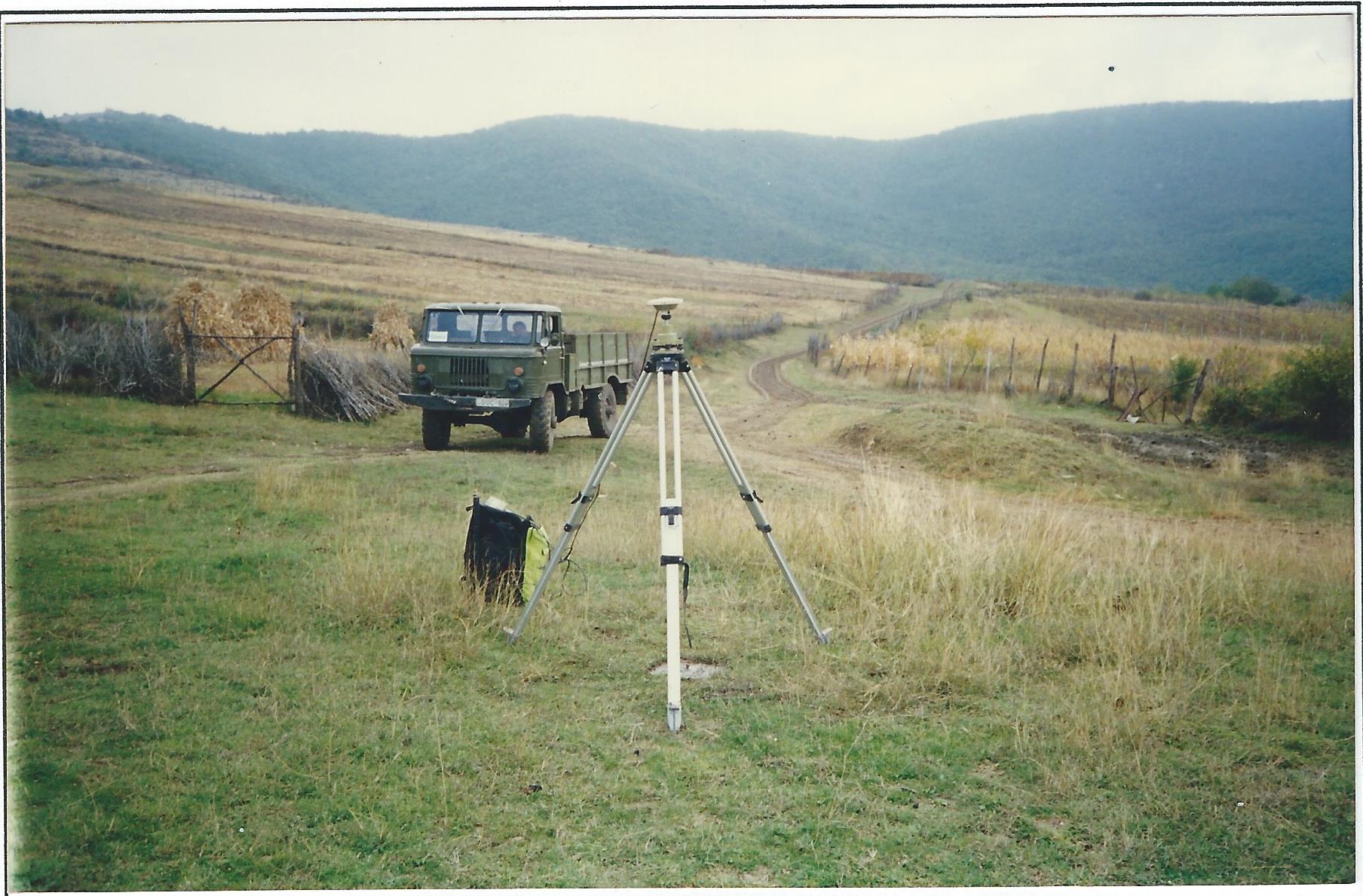 1990s-Leica System 300 - Georgia with Soviet Army truck