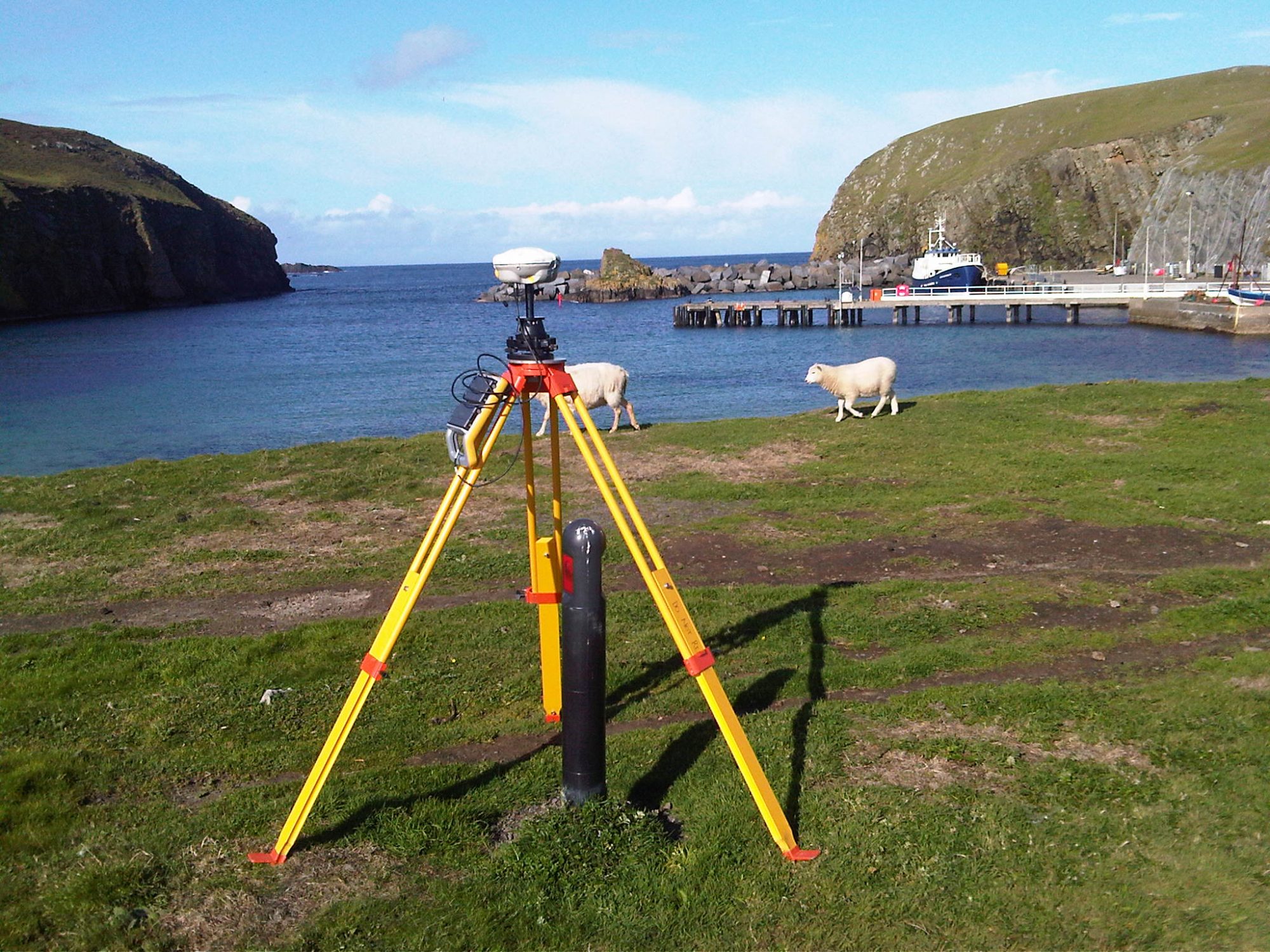 2000s-Trimble R8 GNSS - Fair Isle with some local residents